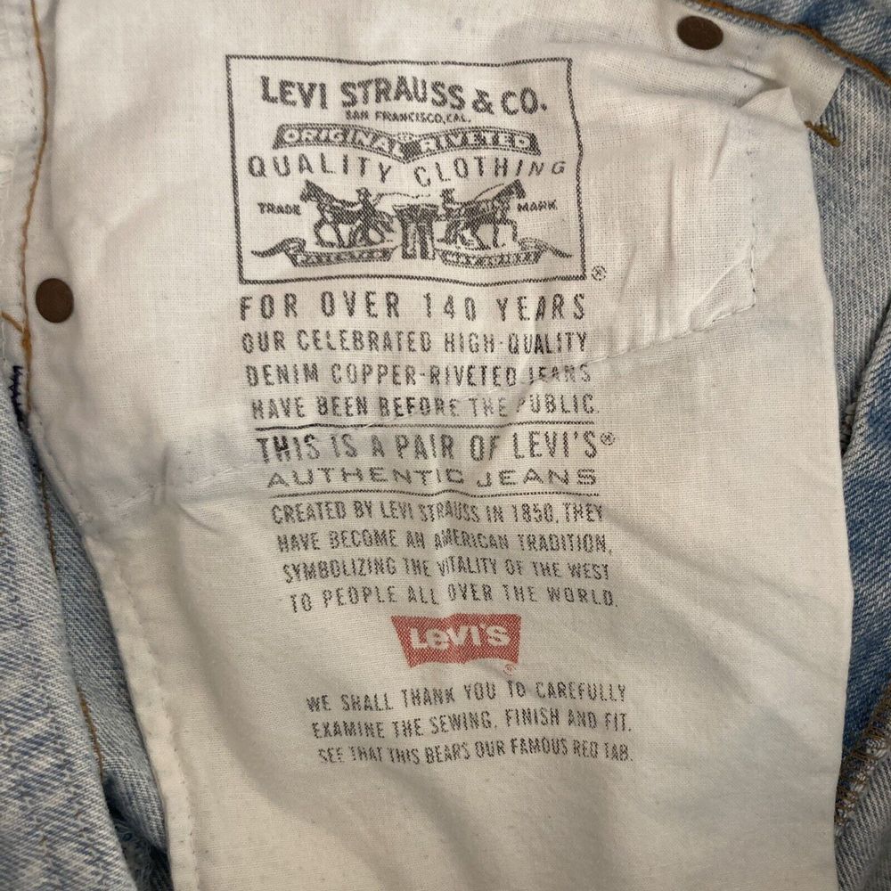 Vintage Levi's 550 Made in USA 1994 38x32 Tapered Leg Relaxed Fit Light Wash 90s - Picture 12 of 15